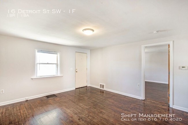 Building Photo - 16 Detroit St SW