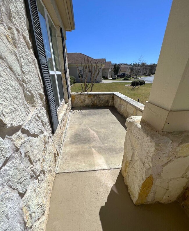 Foto del edificio - 518 Deer Meadow Circle-Unfurnished Sun Cit...