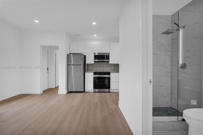 Foto del edificio - 19 NE 48th St