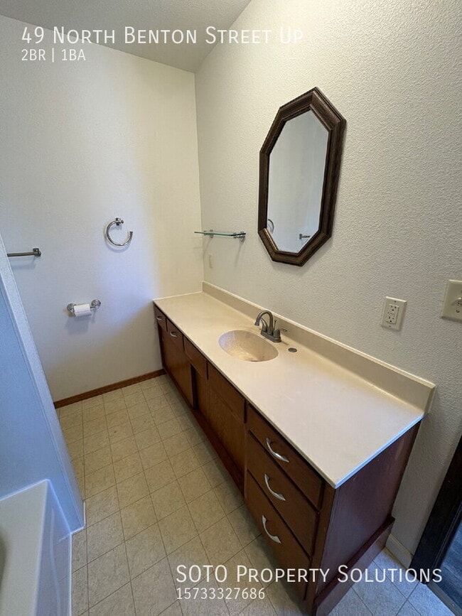 Building Photo - 49 N Benton St