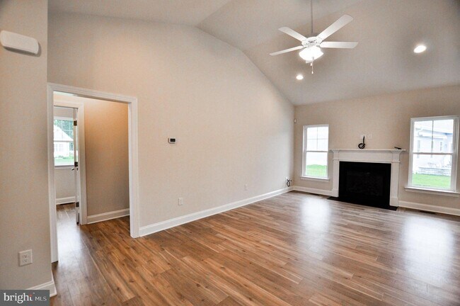 Foto del edificio - 28896 E Henry Pl