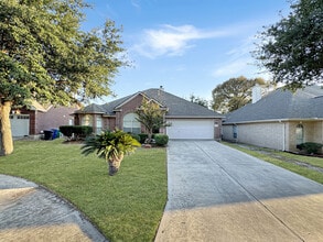 Building Photo - 5106 Ascot Pl