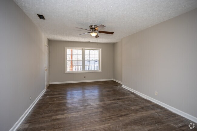 3 habitaciones, 2 baños, 957 pies cuadrados, sala de estar - Doe Ridge Apartments