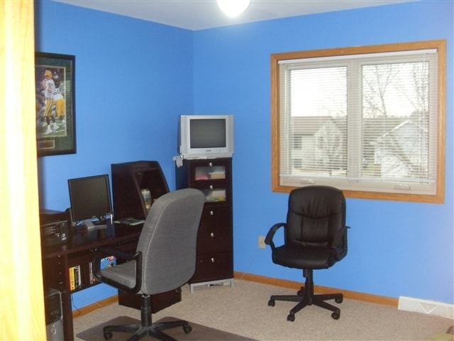 Building Photo - 728 Edgemore Dr