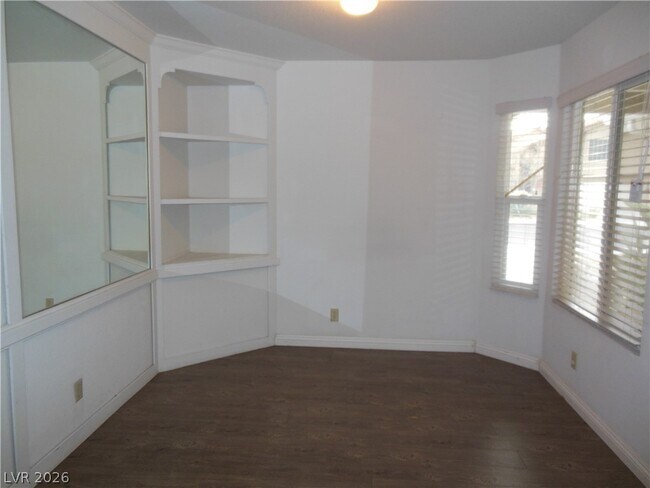 Foto del edificio - 7532 Parnell Ave