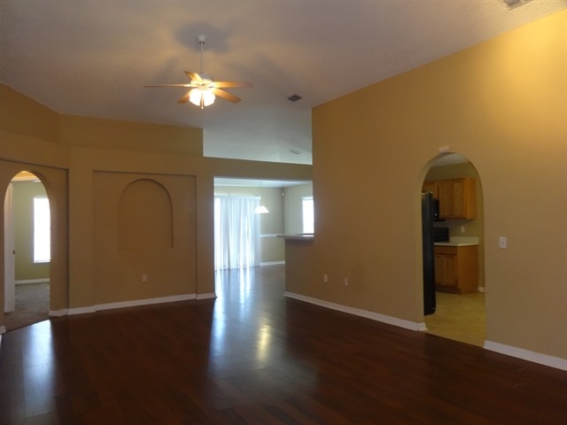 Foto del edificio - 2912 Stonegate Ln