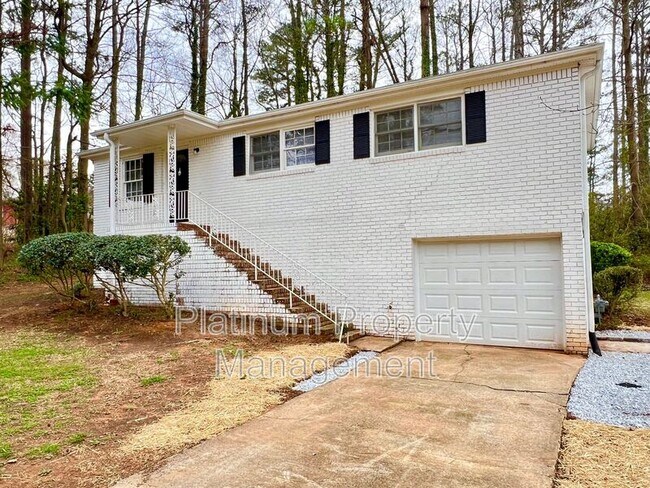 Building Photo - 4220 Hasty Ln