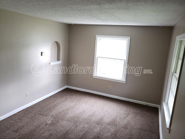 Foto del edificio - Remodeled Cape Cod with New Kitchen and 1....