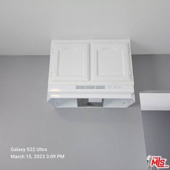 Foto del edificio - 343 E 53rd St