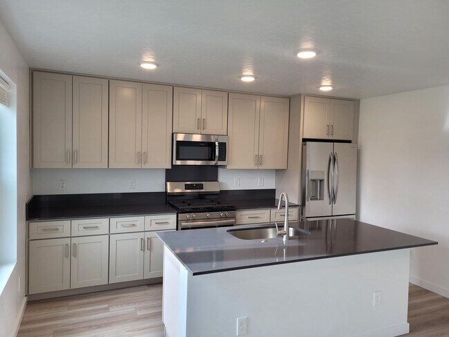 Foto del edificio - Brand new home in Star ready to move in!