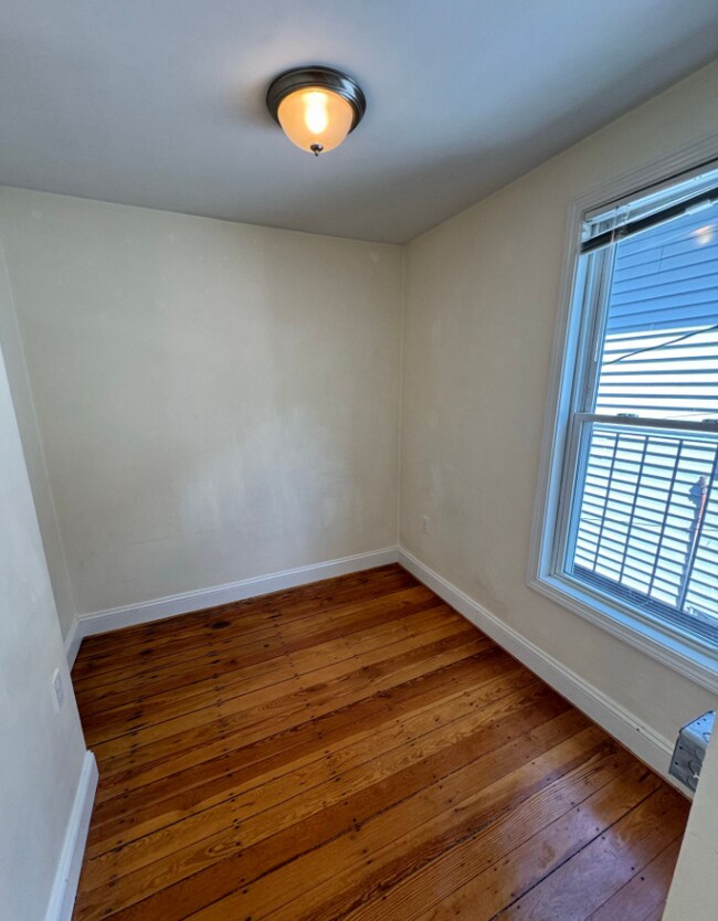 Building Photo - 12 Cheever Ct