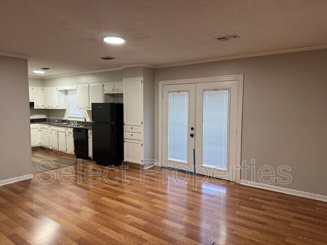 Foto del edificio - 3801 Devon Dr