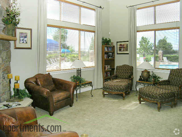 Clubhouse - Lafayette Station