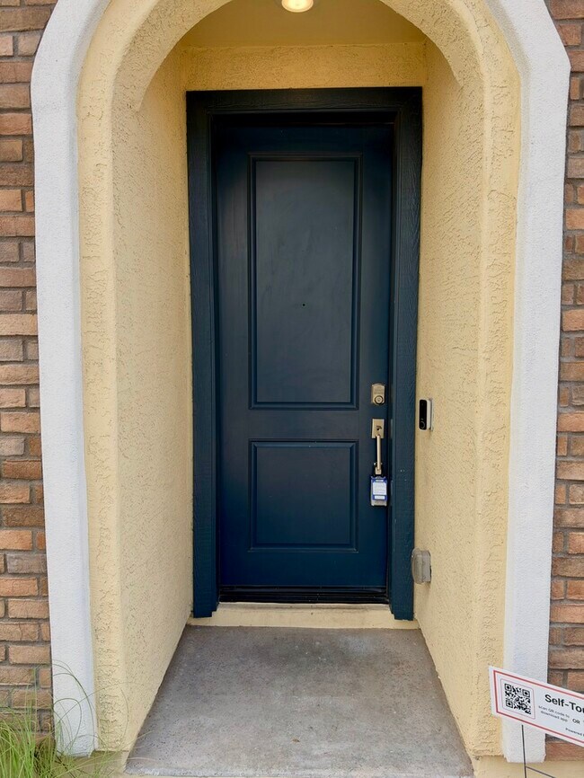 Foto del edificio - Beautiful 4BR Home in McQueen Landing