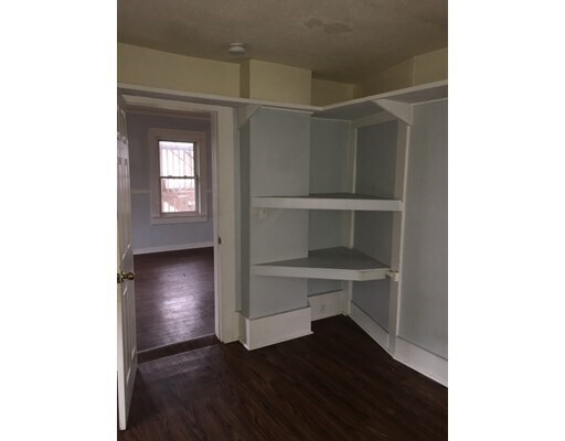 Building Photo - 80 Cleghorn St