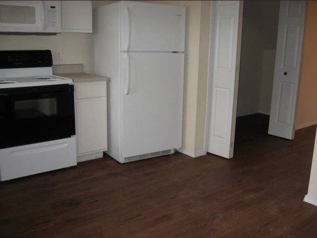 Kitchen - Rockford Townhouses