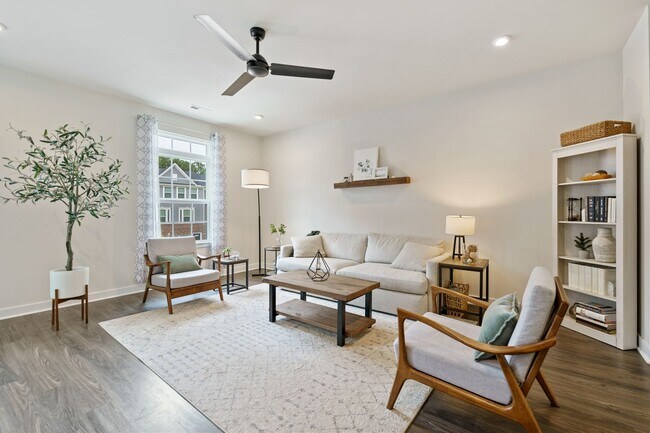 Foto del edificio - Charming Durham Townhome!