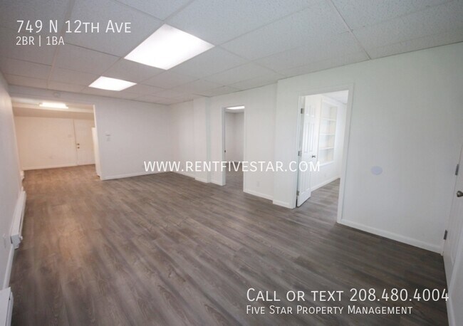 Foto del edificio - 749 N 12th Ave