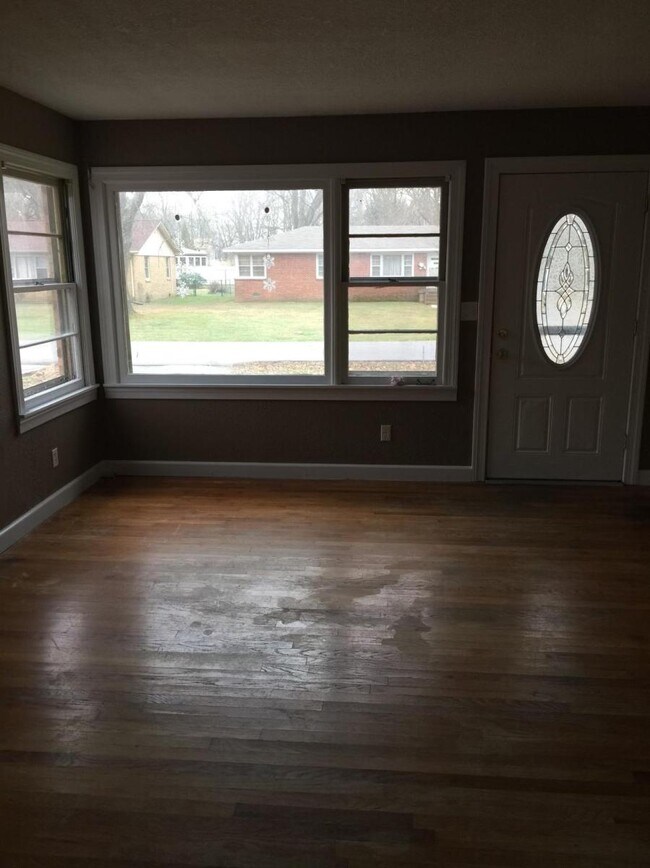 1710 Farmer Ave, Murray, KY 42071 House Rental in Murray, KY