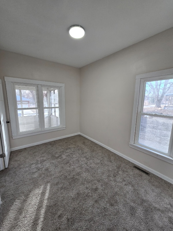 Building Photo - 307 S Little St