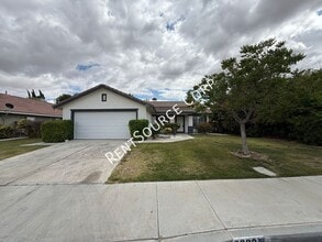 Building Photo - 2832 W Pillsbury St