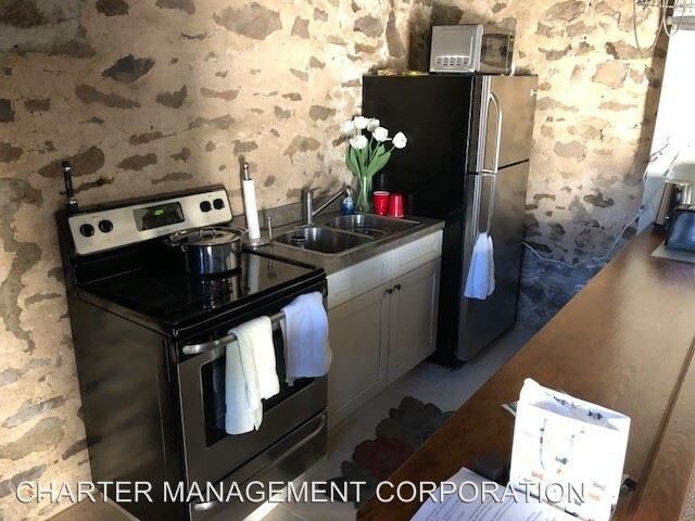 Foto del edificio - 3088 Street Rd