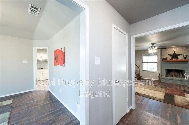 Foto del edificio - 509 Indian Creek Dr