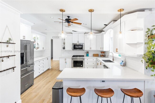 Foto del edificio - 16550 SW 77th Ct