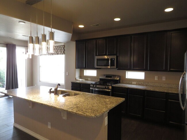 Building Photo - Welcome to this stunning 2-story home loca...