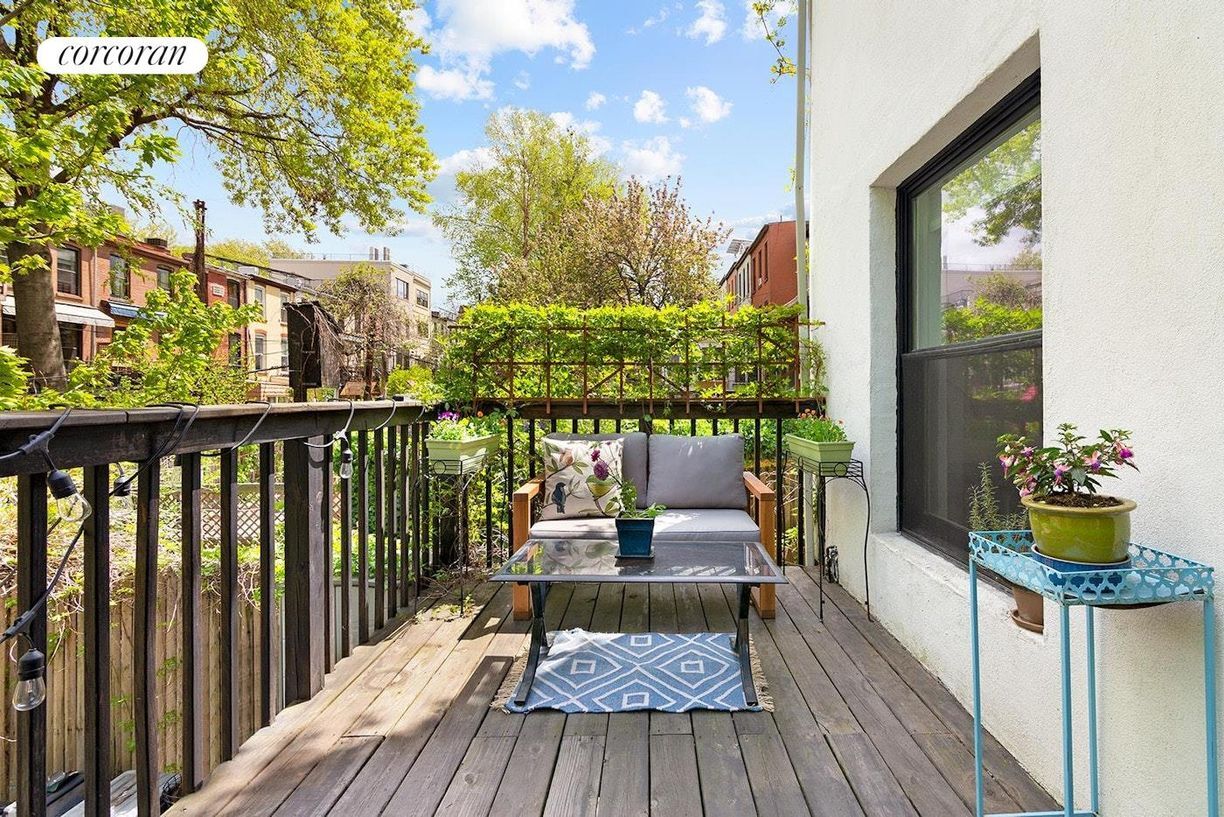 Foto principal - 353 6th St