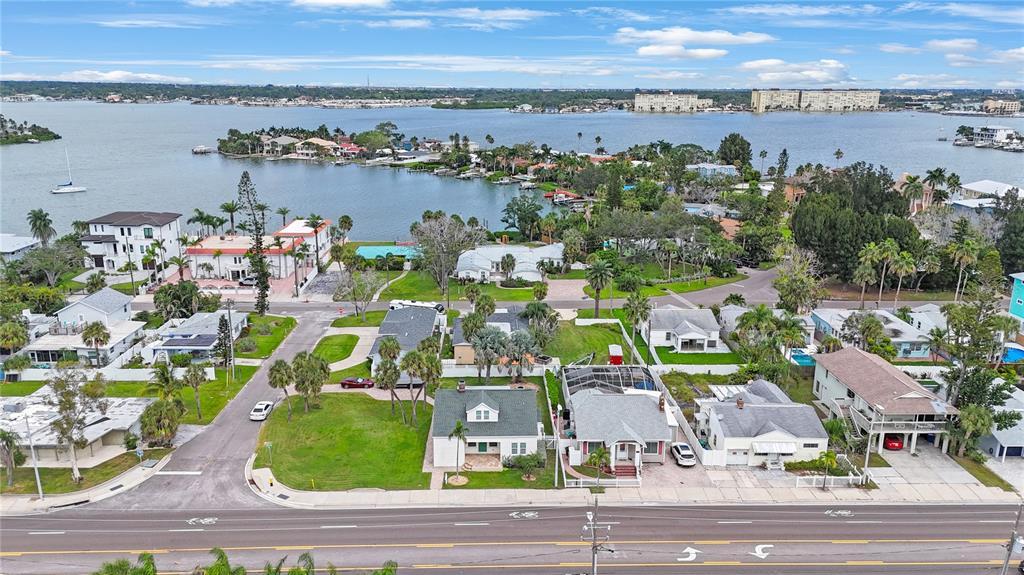 Foto principal - 15565 Gulf Blvd
