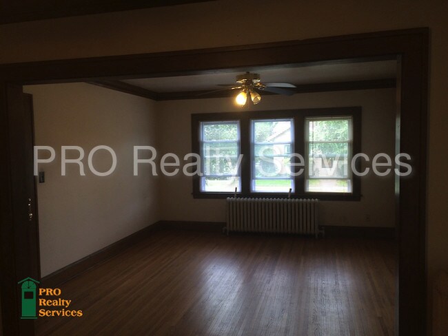 Building Photo - 3719 Columbus Ave