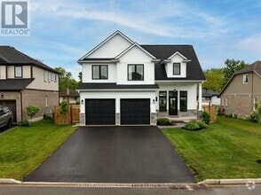 Building Photo - 619 Brian St