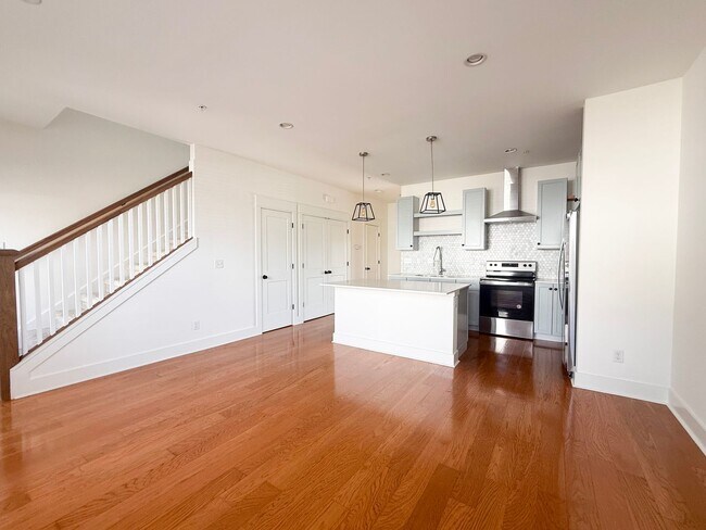 Foto del edificio - Luxury 4-Bedroom Home with Resort-Style Pool Access Near Tennessee Tech