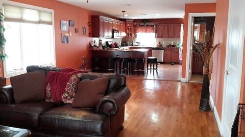 Building Photo - 492 Jersey Ave