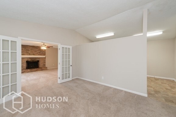 Building Photo - 6151 Old Mill Dr