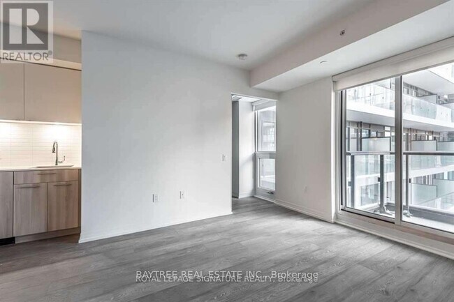 Photo du bâtiment - 251 Jarvis St