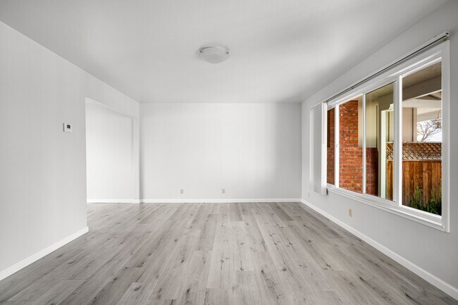 Foto del edificio - 661 Harvard Ave