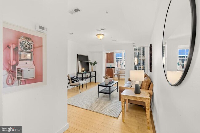 Foto del edificio - 3510 16th St NW