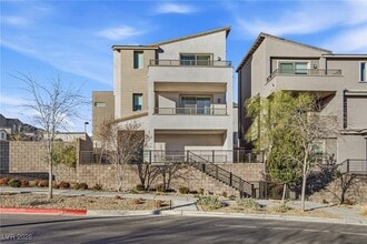 Building Photo - 11568 Kindle Corner Ave