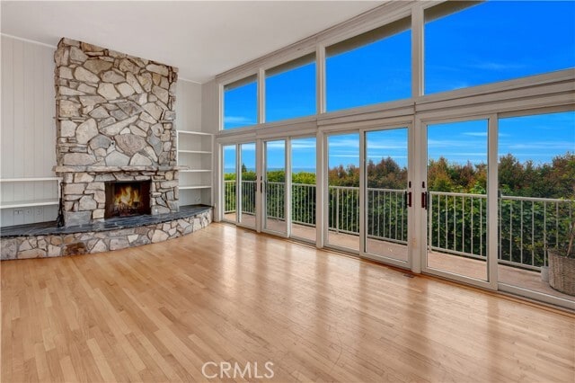 Building Photo - 176 Sunset Terrace
