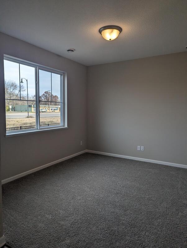 Foto del edificio - 1557 100th Ave NW