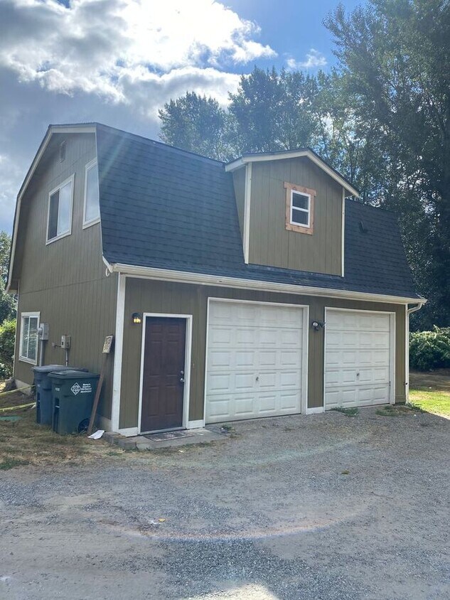 6808 112th Ave E, Puyallup, WA 98372 House Rental in Puyallup, WA