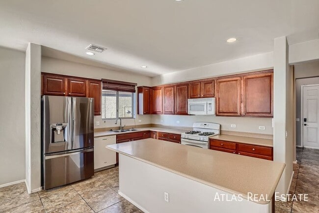 Building Photo - 12600 N Brabant Dr