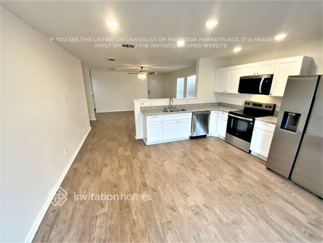 Building Photo - 1416 Castle Ridge Rd