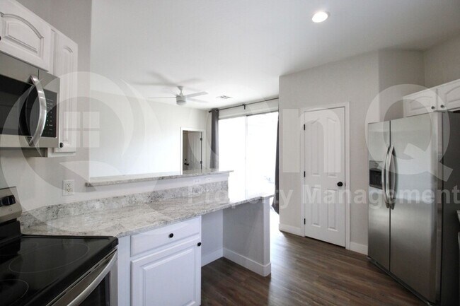 Foto del edificio - 4226 E Spawn Ln