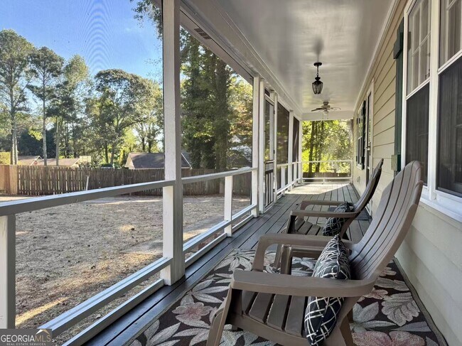 Building Photo - 361 Buck Ct