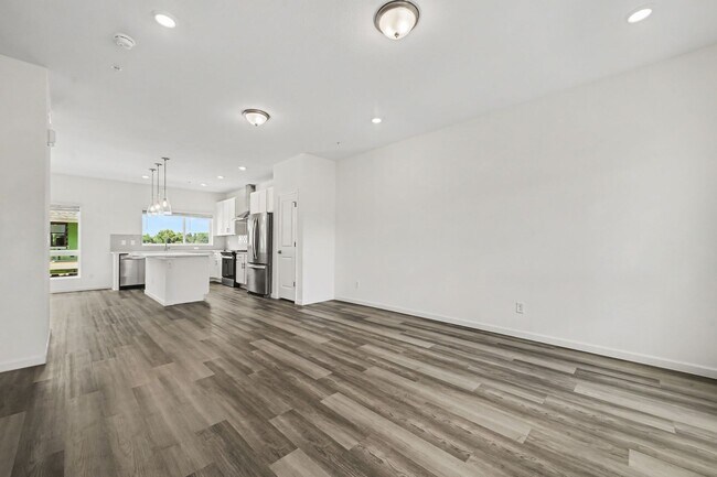 Foto del edificio - 1021 Birdwhistle Ln