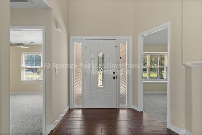 Building Photo - 549 Sibert Ave