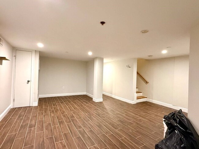 Foto del edificio - 17 Plymouth St